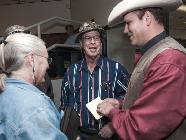 Ranchers and ag consultants discuss cattle marketing at meeting